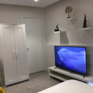 سمو 4 بيت للعطل الرياض