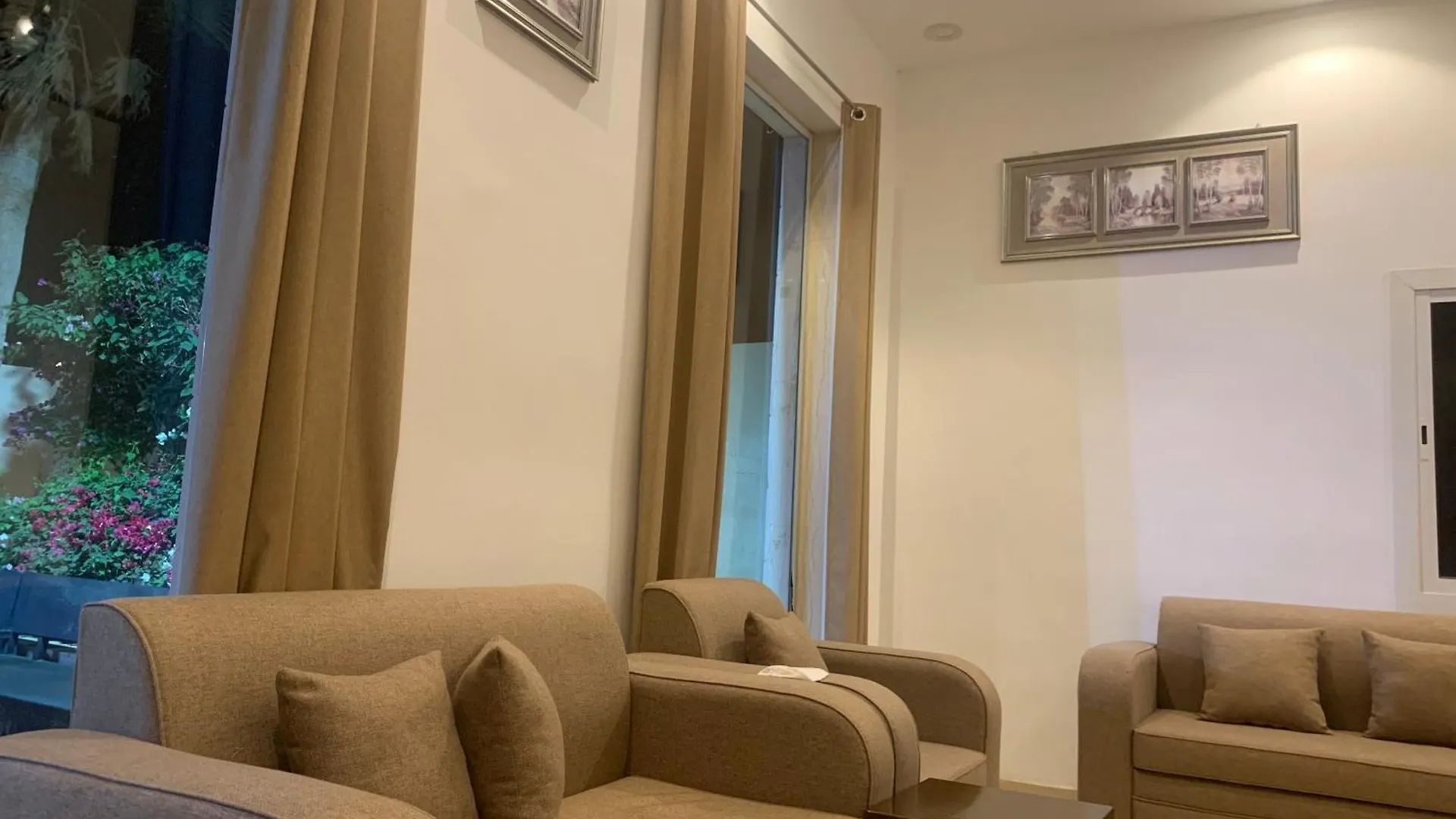 فيلا المنزل La Mecque Villa
